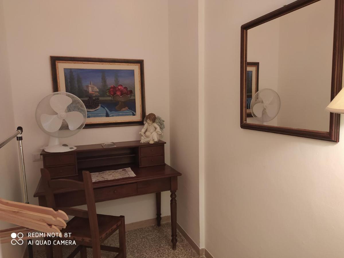 Bab San Feliciano Camere โฟลีโญ ภายนอก รูปภาพ